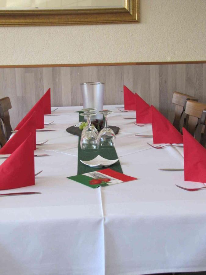 Hotel "Unter Den Kastanien" à Speicher Extérieur photo