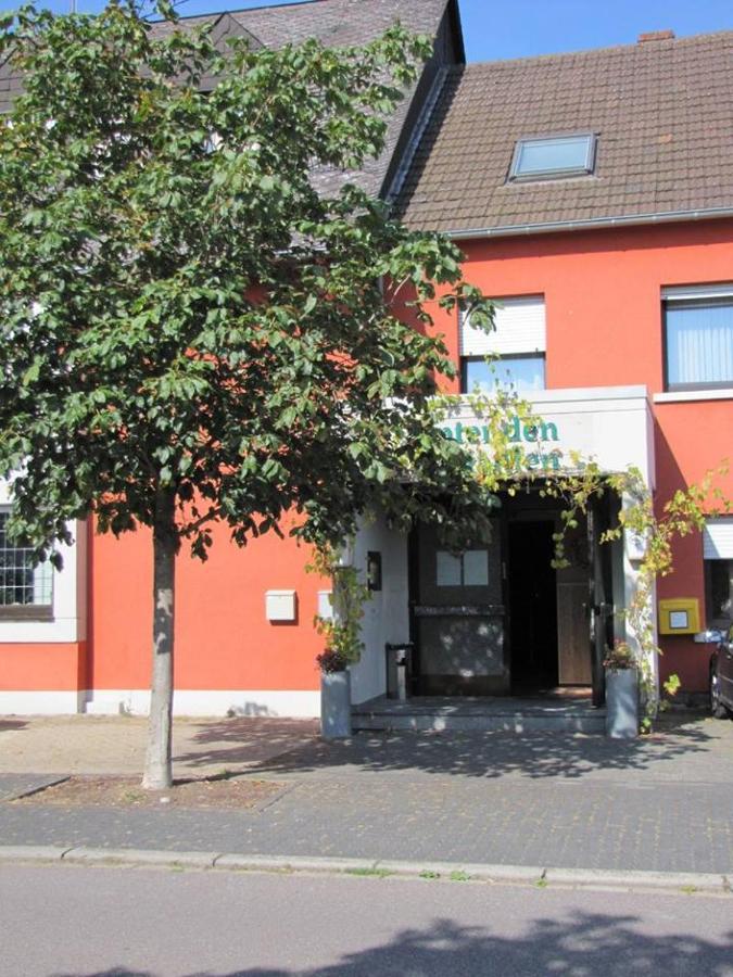 Hotel "Unter Den Kastanien" à Speicher Extérieur photo